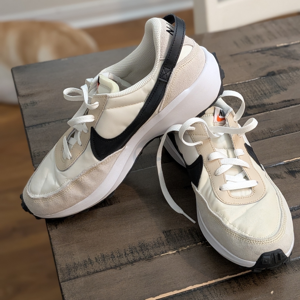 Nike Waffle Debut "Sanddrift/Black/White" Women's Shoe - Picture 4 of 12